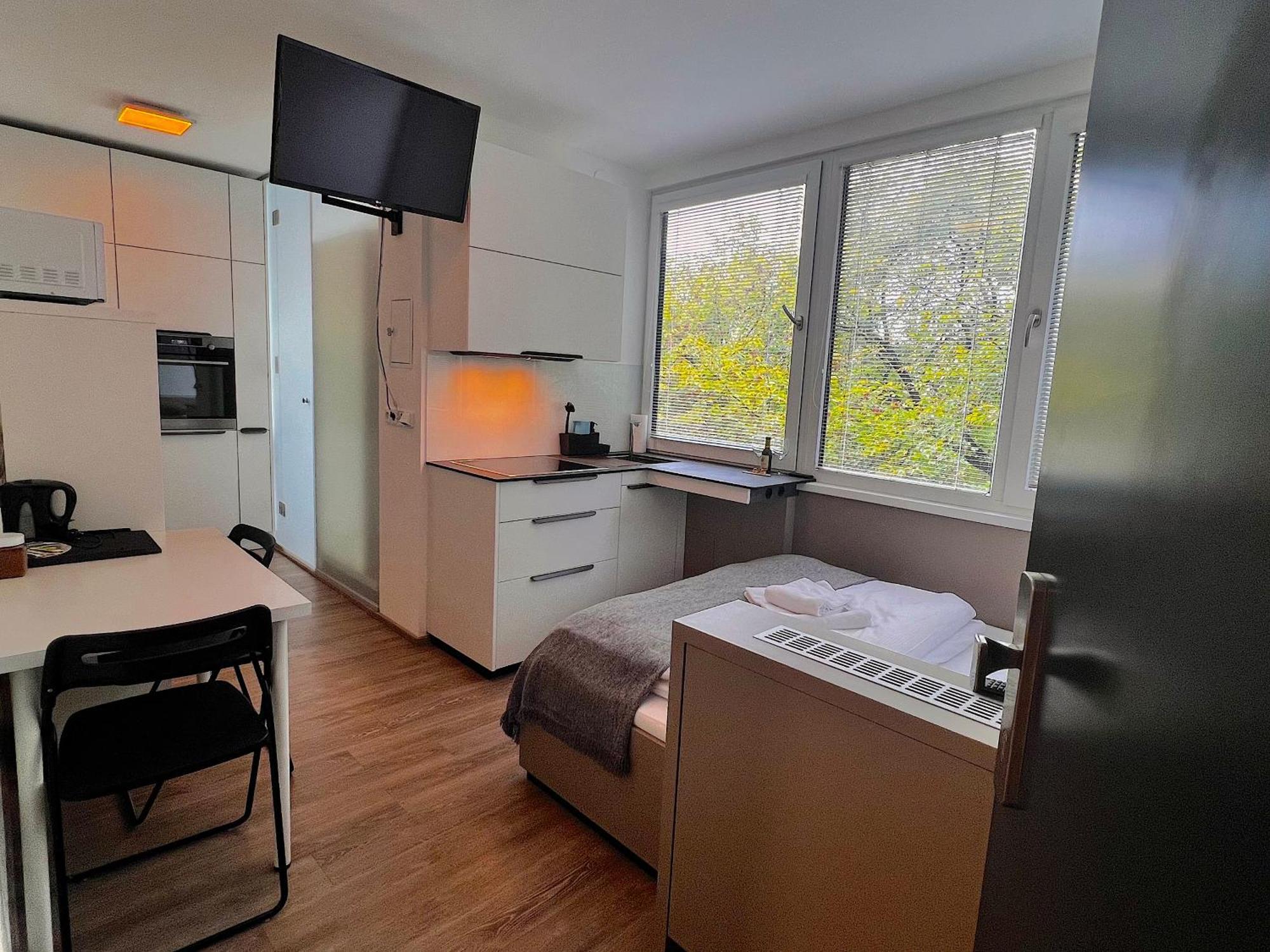 Apartments 4U: Kampus Upstairs Hradec Králové 외부 사진